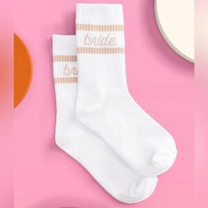 New in Pack White and Tan Bride Socks